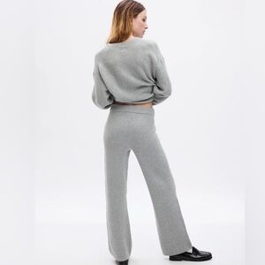 Gap Women’s Cash Soft Sweater Set Sz SP